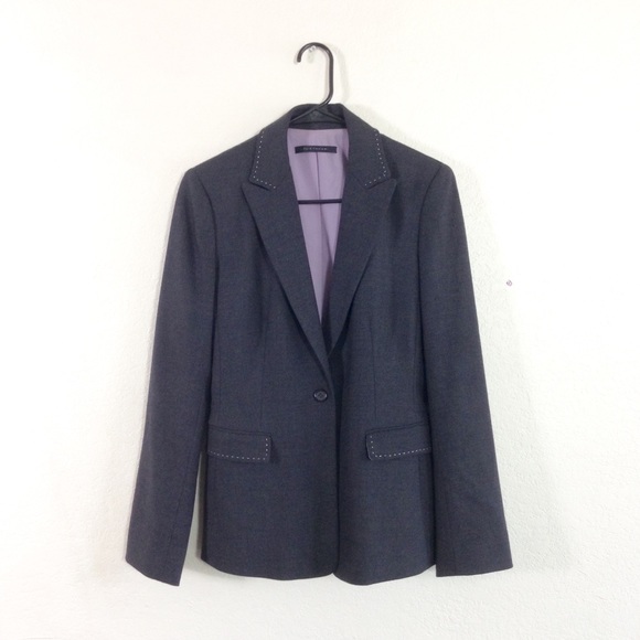 Elie Tahari Jackets & Blazers - 🎉ONE DAY ONLY FLASH SALE🎉Elie Tahari Wool Blazer